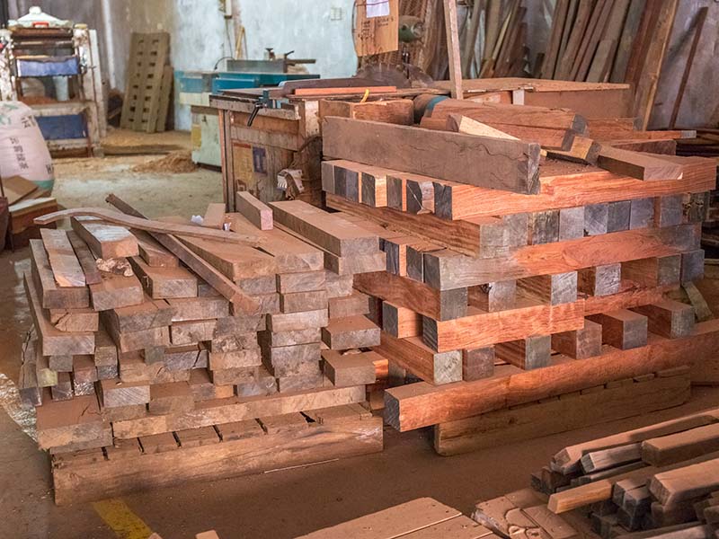 竹山楼梯地板柜门油漆修复