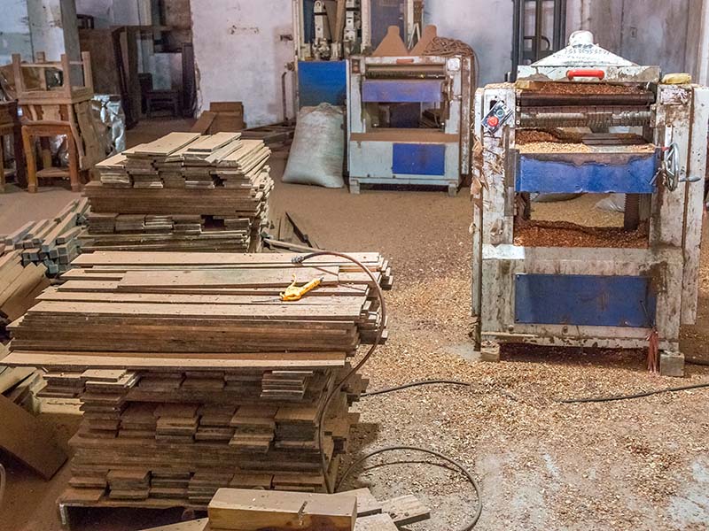 竹山柜门油漆修复报价