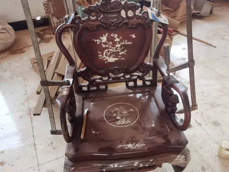 竹山老旧红木家具翻新方法